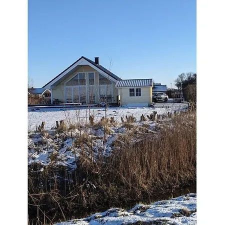 House Wesselburenerkoog, Sauna, Fireplace Tatil Evi *